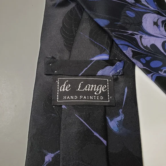 Like New Hand Painted 100% Silk Tie Cravat by De Lange Black Purple Abstract - Picture 4 of 7
